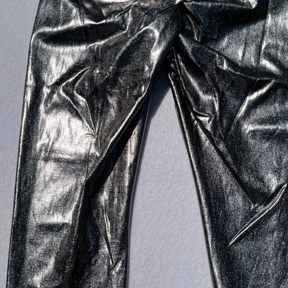 Skims Metallic Swim V Waist Capri Pants Carbon Silver Medium New With Tags Kim